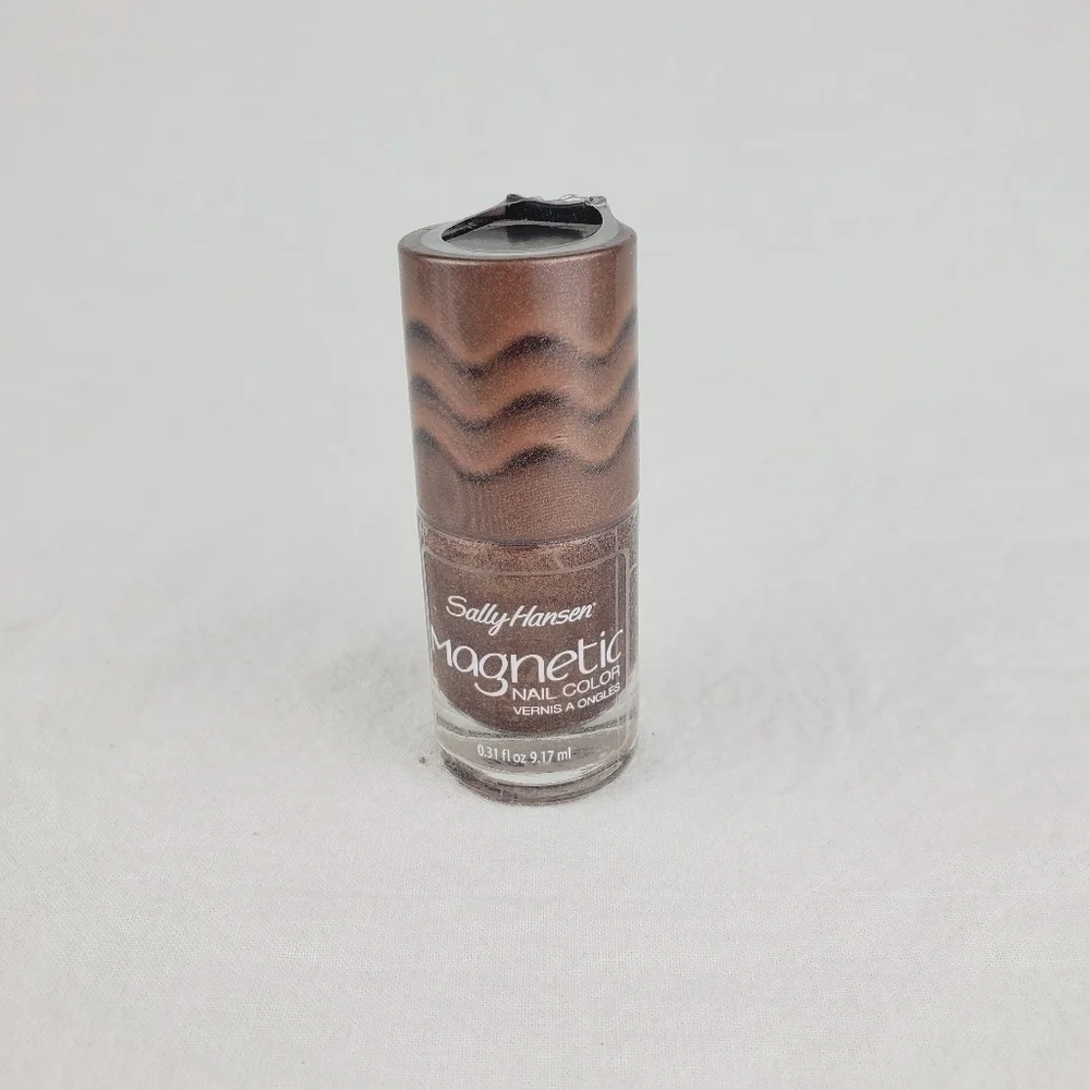 Sally Hansen magnetic nail polish